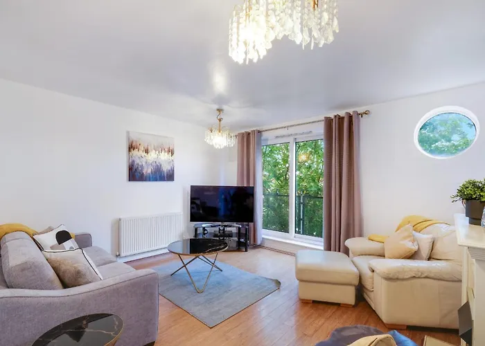 Mannys Apartment - Nice & Cozy 4Bed Diamond Lodge